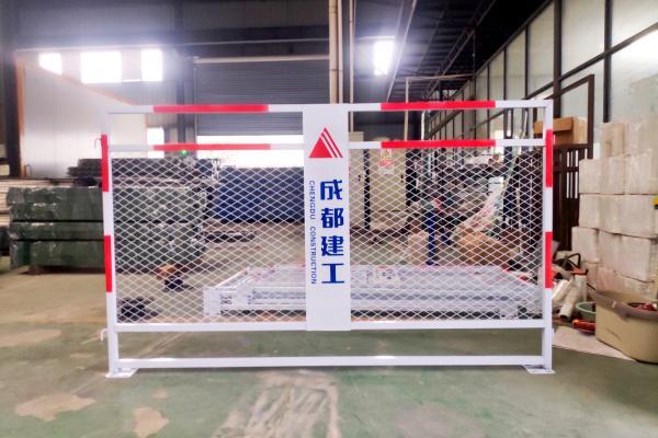 臨邊建筑護(hù)欄生產(chǎn)廠(chǎng)家